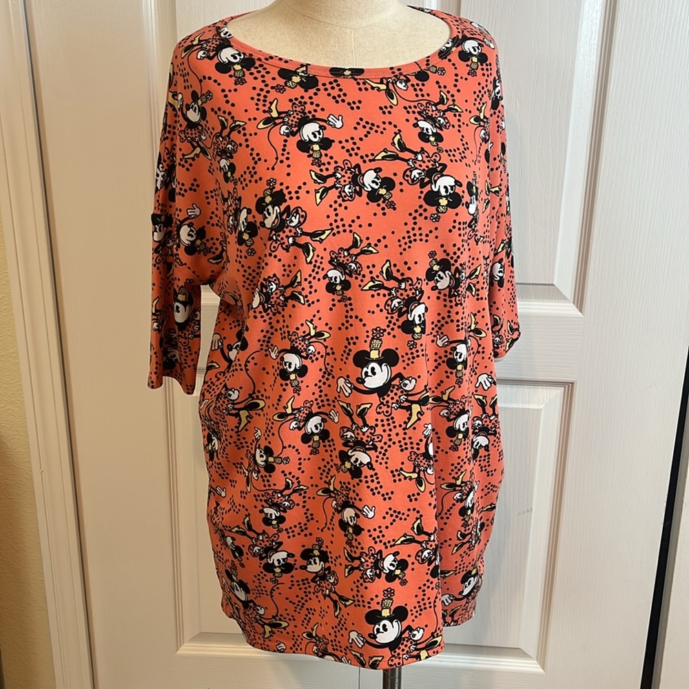 Classic Minnie Mouse Lula Roe Top Size Small